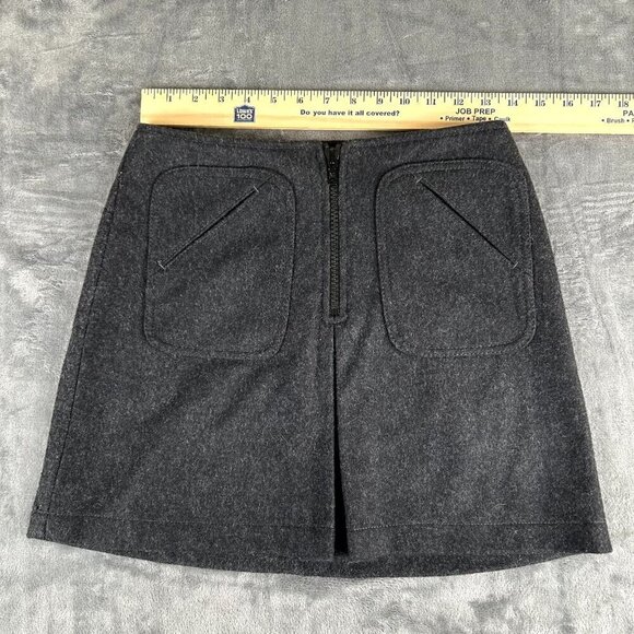 Gap Y2K Dark Gray Wool Blend Mini Skirt Size 1 Academia Preppy - Picture 2 of 9